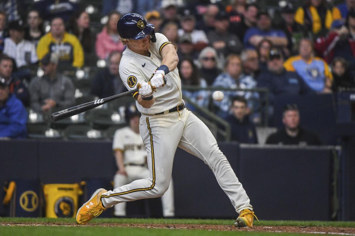 Brewers ride big blasts to tame Tigers in series finale