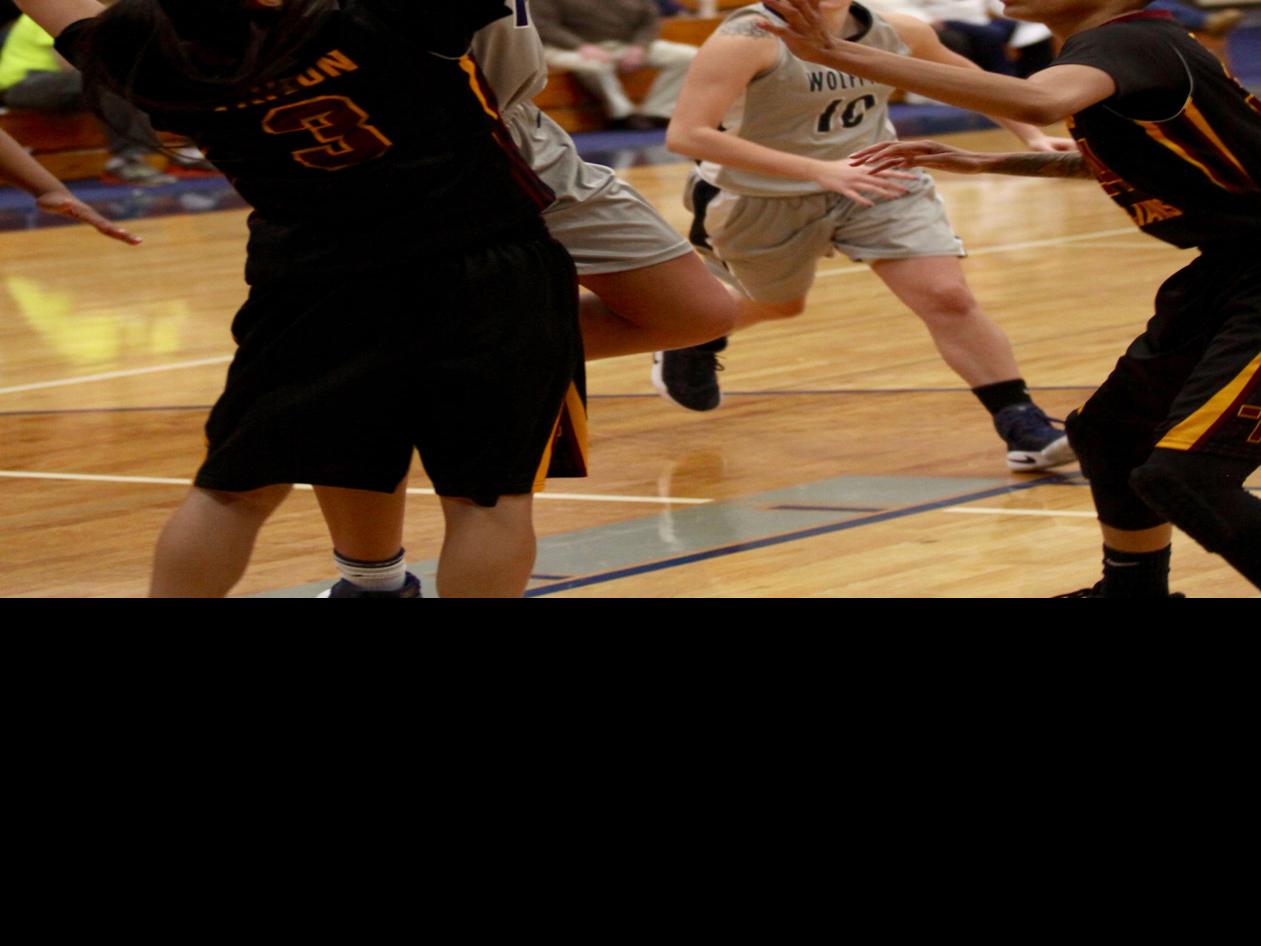 College Women S Basketball Barneveld S Rachel Slaney Set To