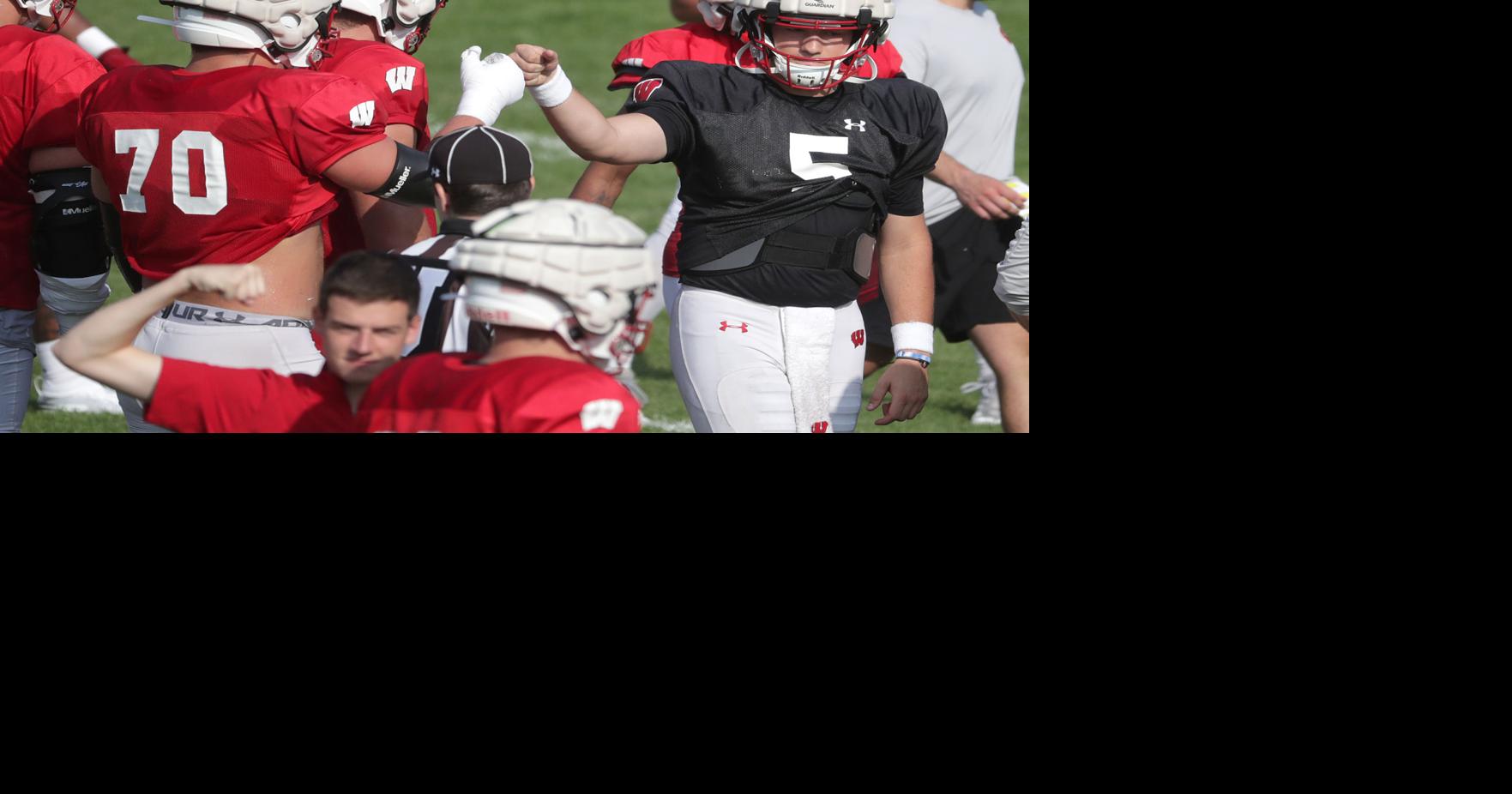 Badgers roster breakdown Talented offensive line room has Joe Rudolph