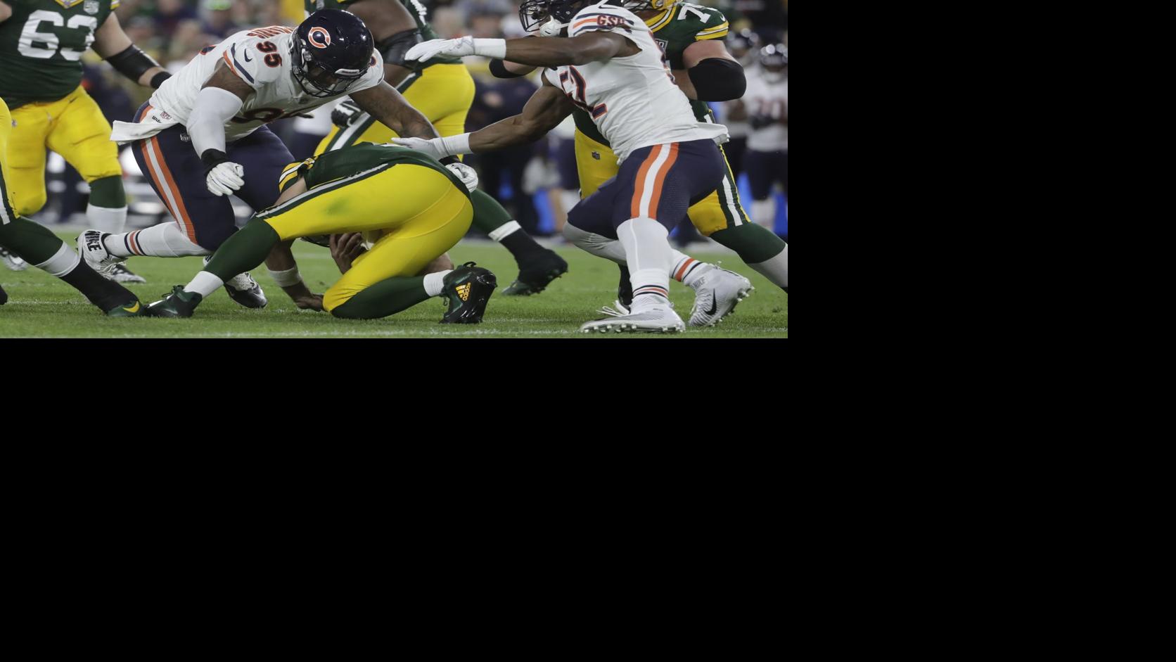 Packers Quarterback Aaron Rodgers Played Last Season With A Broken Leg Pro Football Madison Com