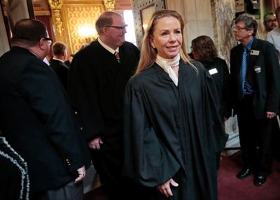 Richard Niess: Pull the plug on shadowy business courts