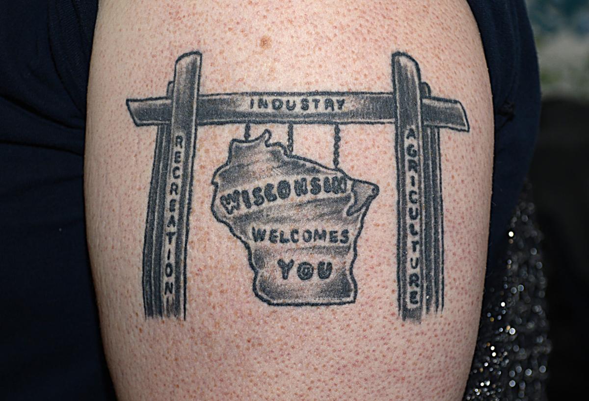 Wisconsin Tattoos / When I have money...the must have WI tattoo (all in black ... - Tattoosbyrachelle@gmail.com with guest spot in the subject.