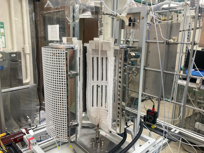 The reactor used to test the synthesized catalyst at high temperatures and designed chemical environments..PNG