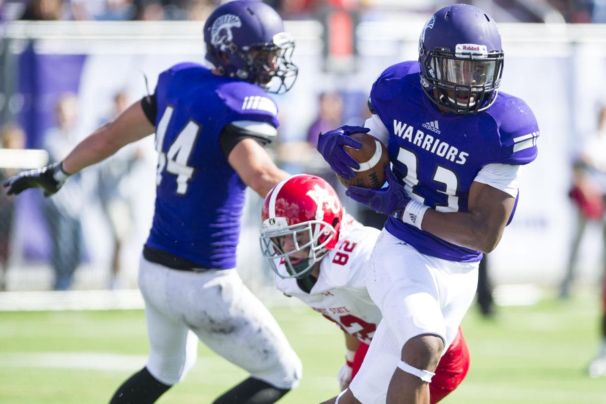 Winona State football 07
