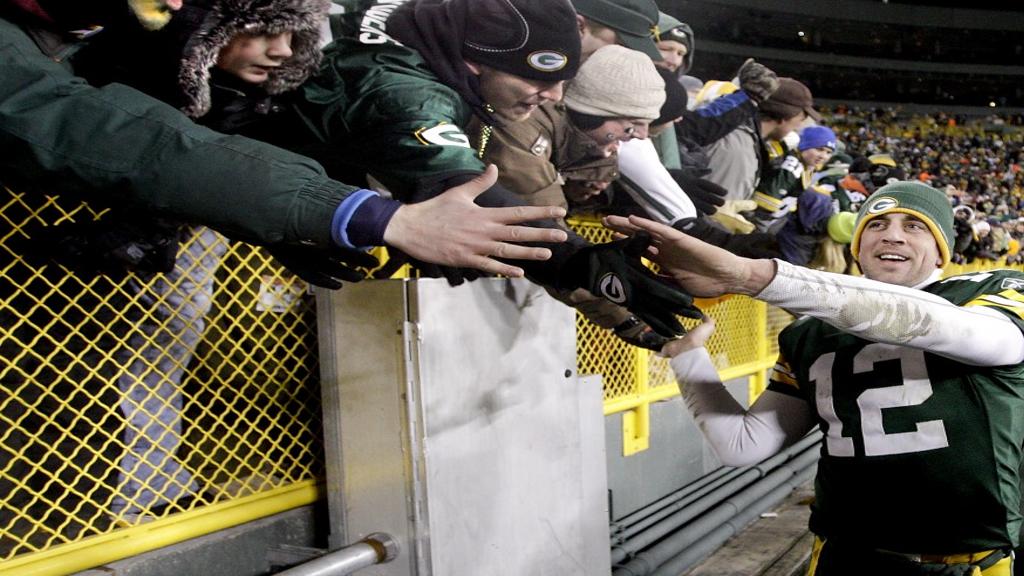 Packers Rodgers Numbers In Cold Weather Impressive Too Pro Football Madison Com