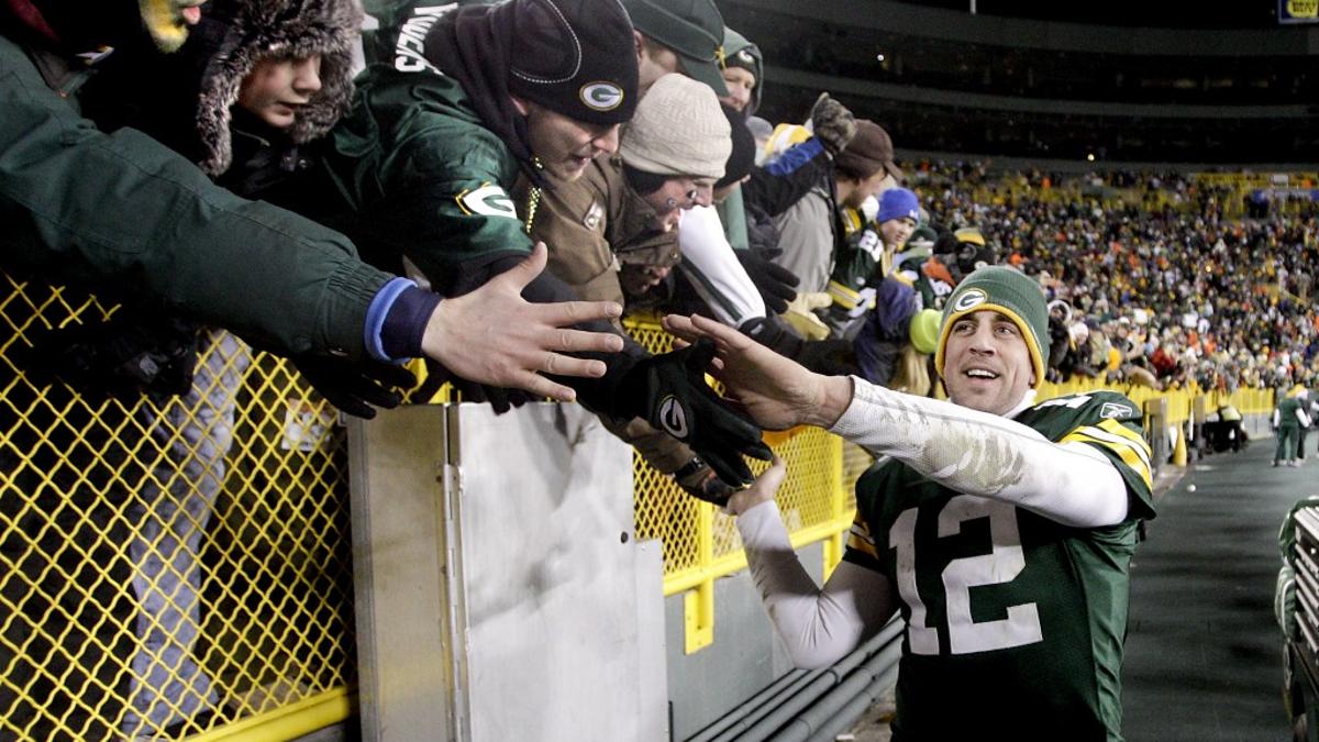 Packers Rodgers Numbers In Cold Weather Impressive Too Pro Football Madison Com