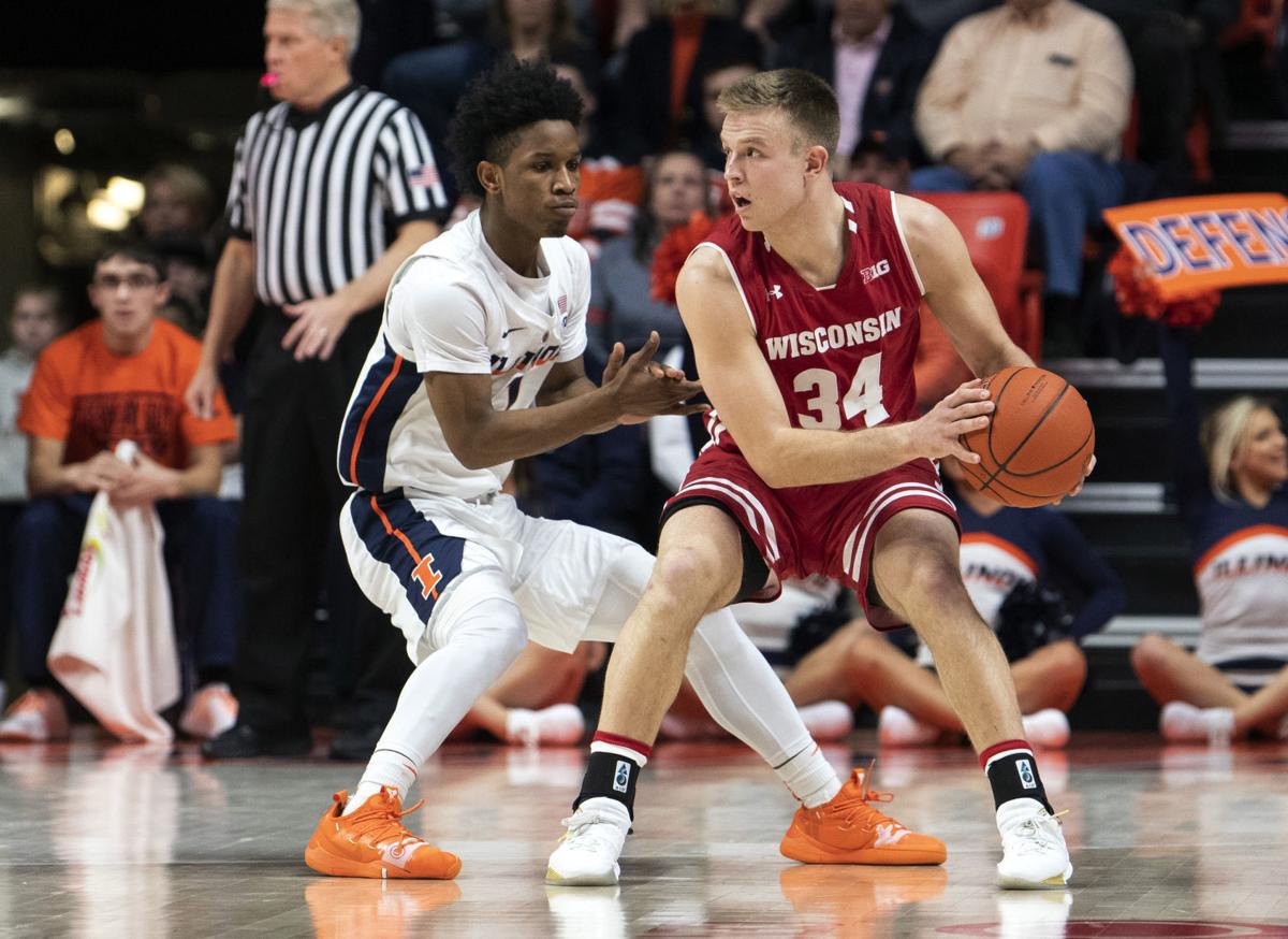 Nate Reuvers Leads The Way As Wisconsin Badgers Grind Out 72 60 Win Over Illinois Fighting Illini Wisconsin Badgers Men S Basketball Madison Com