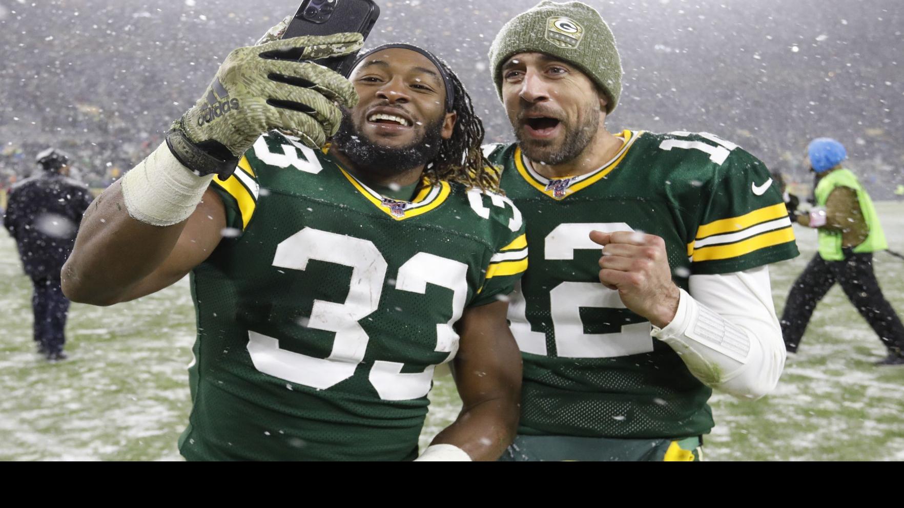 Like Aaron Rodgers Aaron Jones Would Love To Be A Lifelong Packer But Will He Pro Football Madison Com