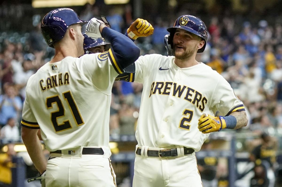 Brice Turang's infield hit gives Brewers win in 10th, 2-game sweep