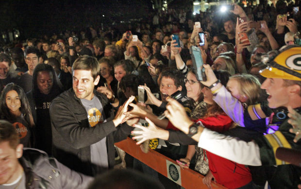 Packers Aaron Rodgers Comes To Uw Campus To Talk About Congo Higher Education Madison Com packers aaron rodgers comes to uw