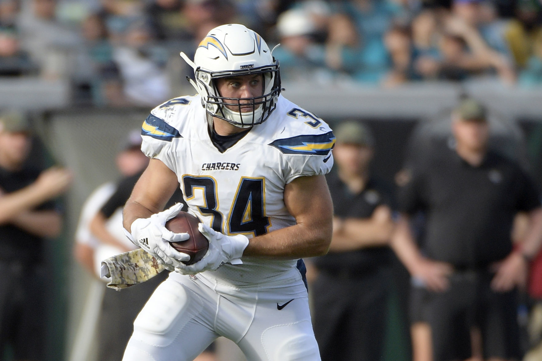 Derek watt hot sale chargers jersey