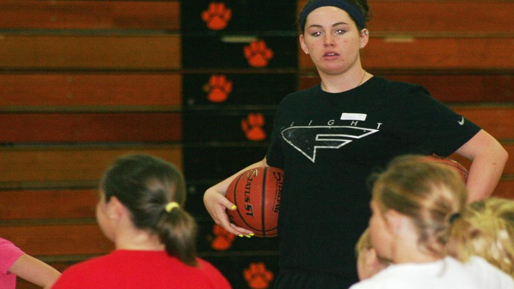 Prep Girls Basketball Verona S Twing And Her Truck Headed To