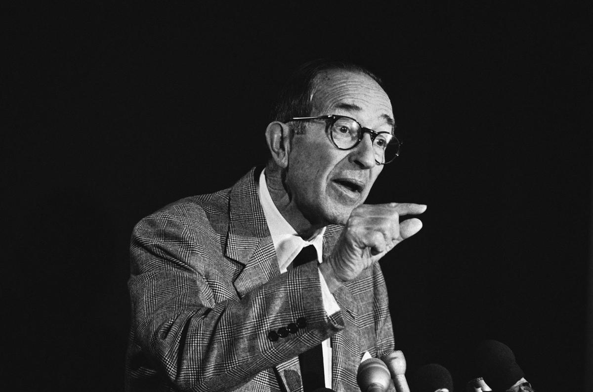 Eugene Hasenfus, Griffin Bell