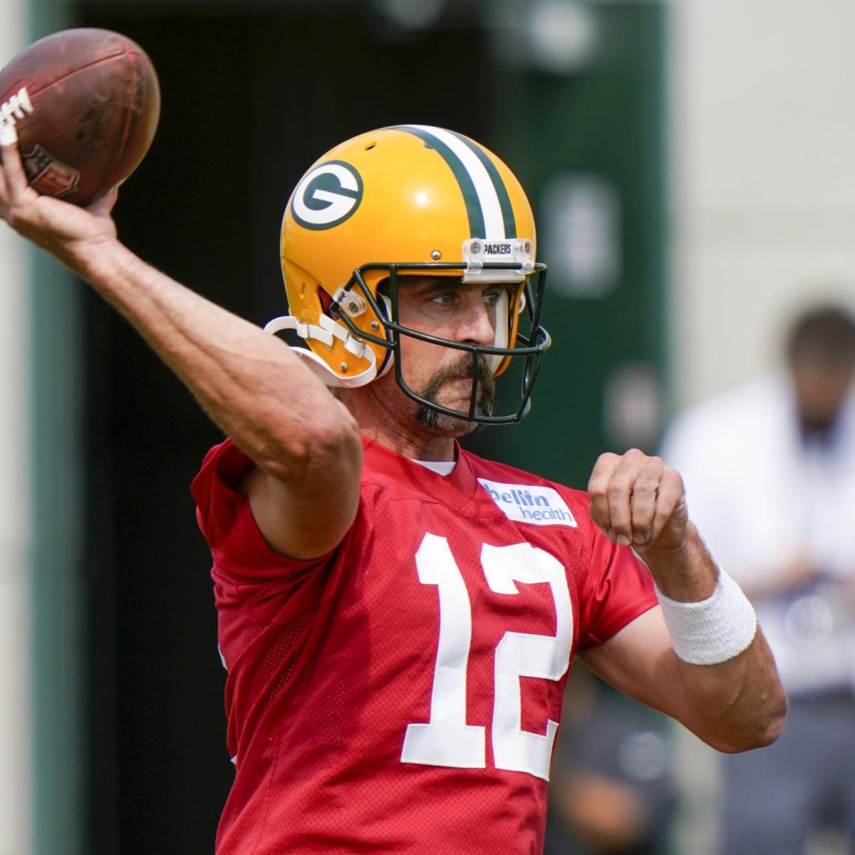 Throwback Quarterback Aaron Rodgers Credits Sharp Practices To Unearthed 2010 Film Of Himself Pro Football Madison Com