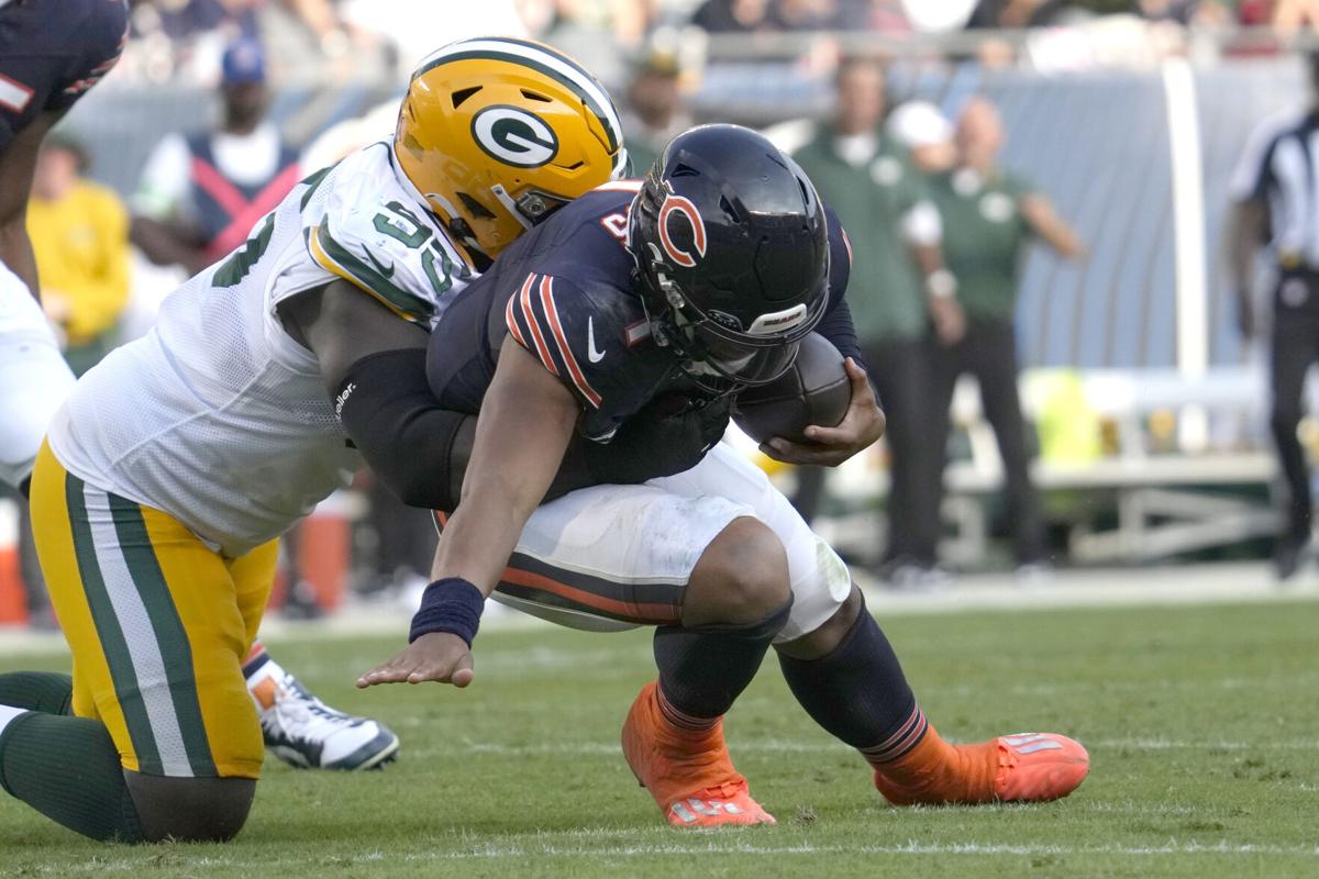 Bears-Packers uniforms: Why Green Bay is in home green, Chicago in road  white in Week 6 at Soldier Field - DraftKings Network