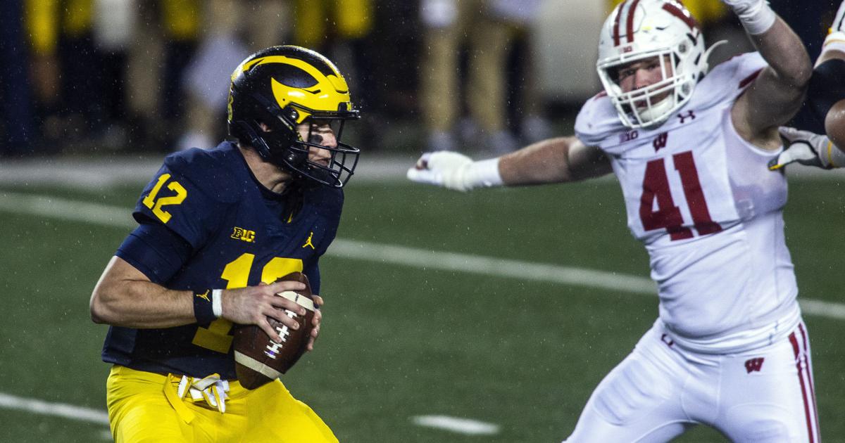 Picture perfect: J.J. Watt tweets hilarious reaction to Badgers' rout of Wolverines