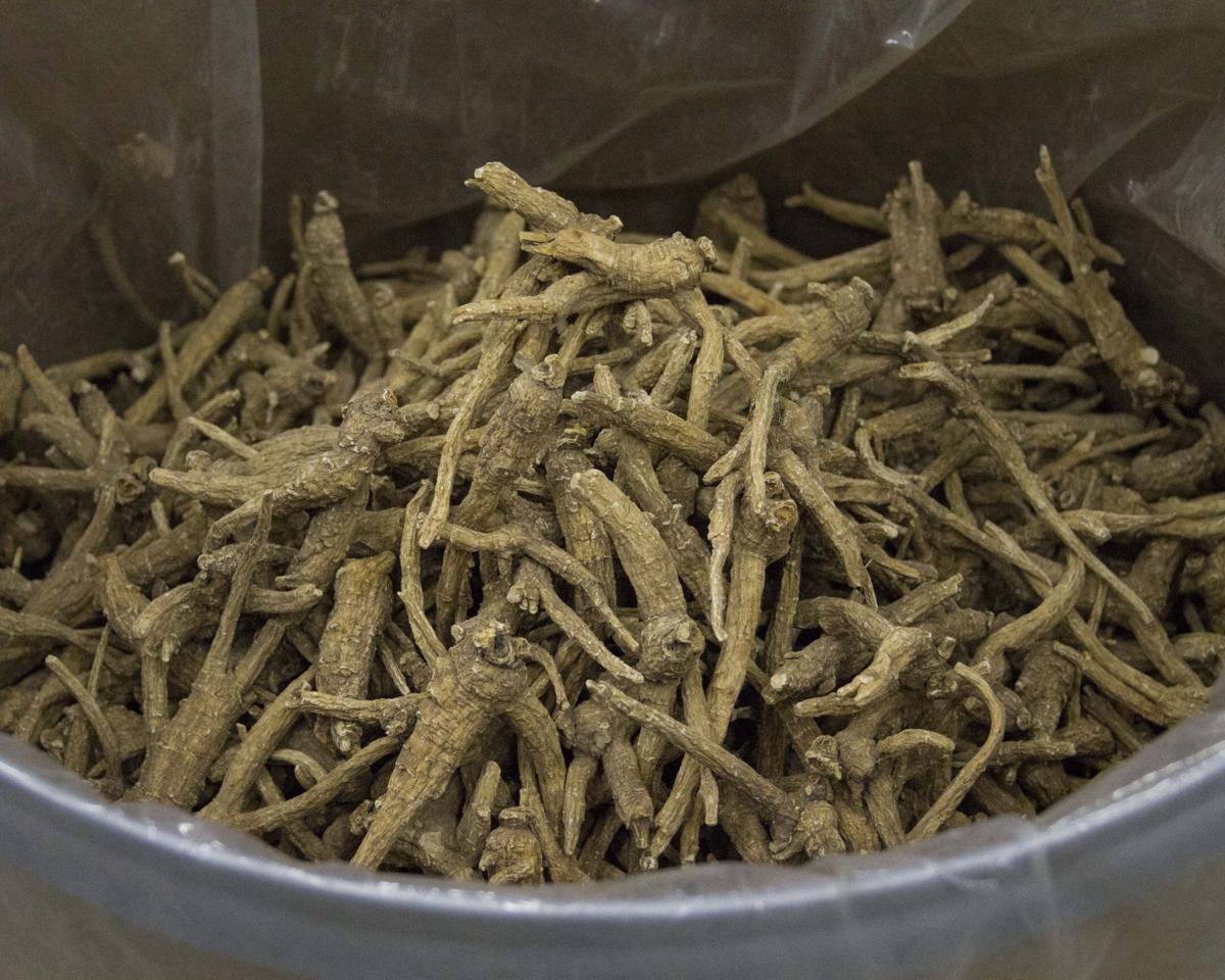 Cleaned ginseng