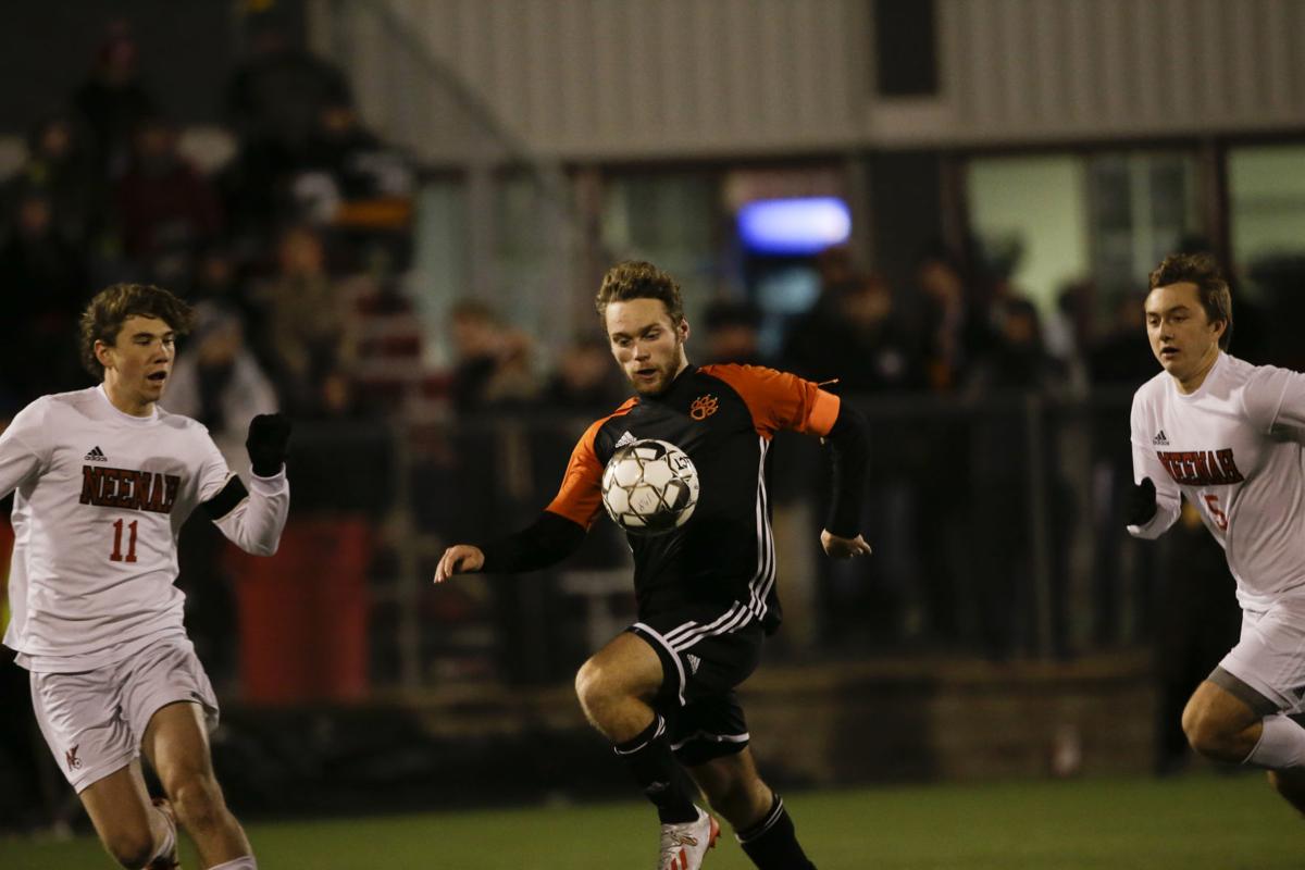 Verona 2, Neenah 0 in WIAA Division 1 state championship