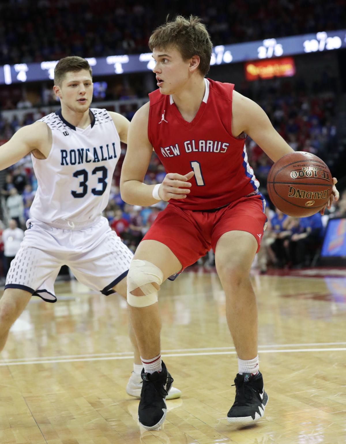 Photos New Glarus 44 Manitowoc Roncalli 41 Boys Basketball