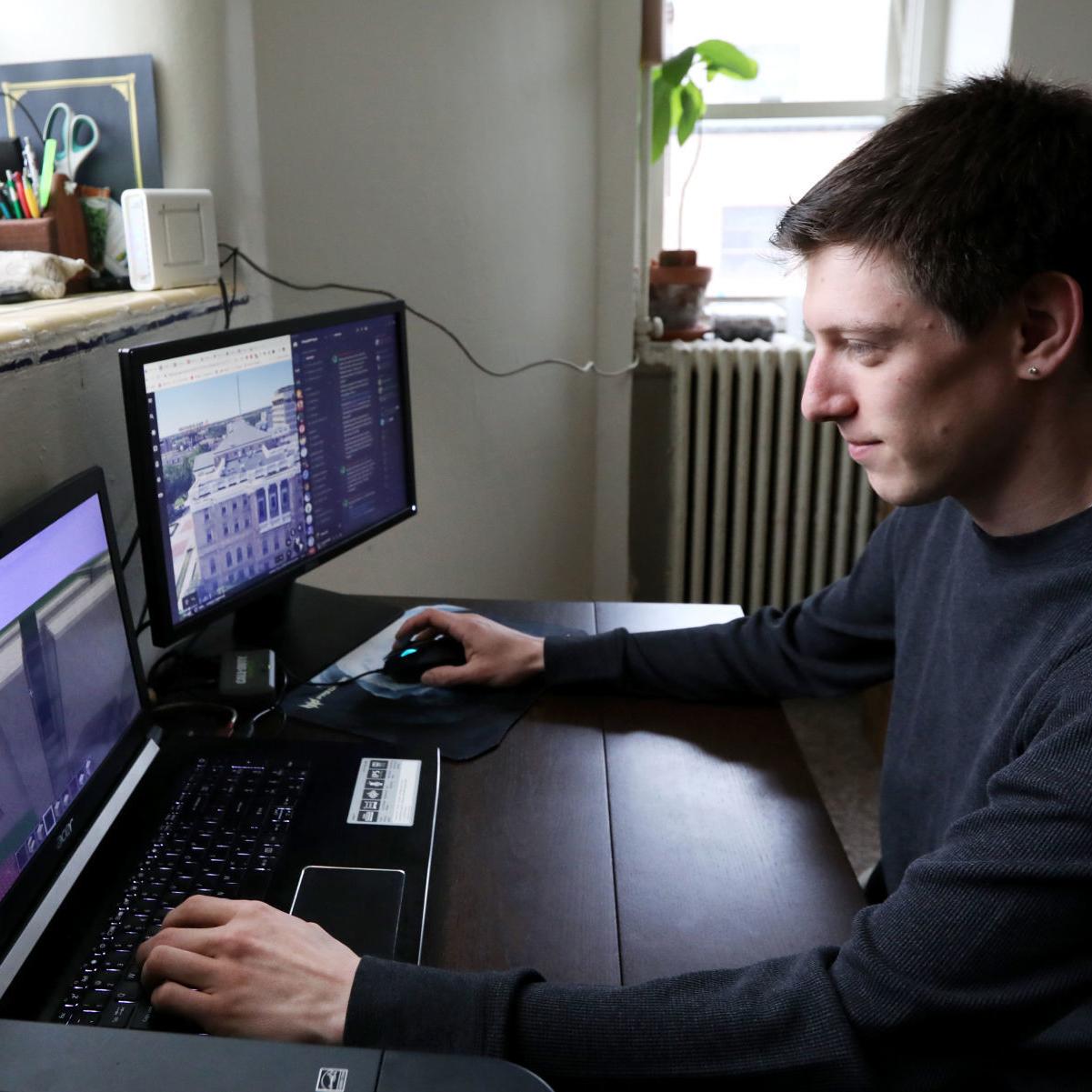 Forced Off Campus Because Of Covid 19 Uw Madison Students Re