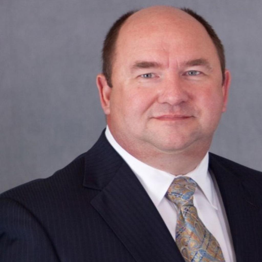 executive-q-a-hy-vee-ceo-builds-on-years-of-grocery-experience