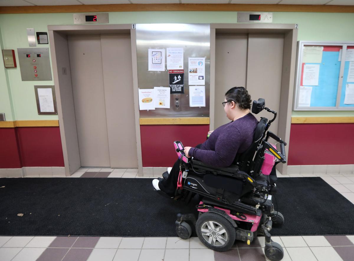 spongebob: Spongebob Old Fish In Wheelchair