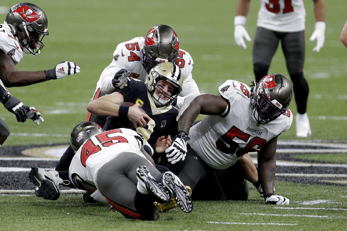Tom Brady Bucs End Playoffs Maybe Career For Drew Brees Saints Pro Football Madison Com Tom Brady Bucs End Playoffs Maybe Career For Drew Brees Saints Pro Football Madison Com