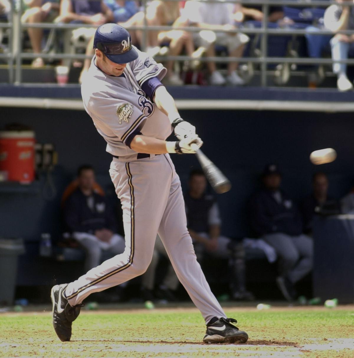 Christian Yelich powers up as Brewers explode to clinch playoff berth 