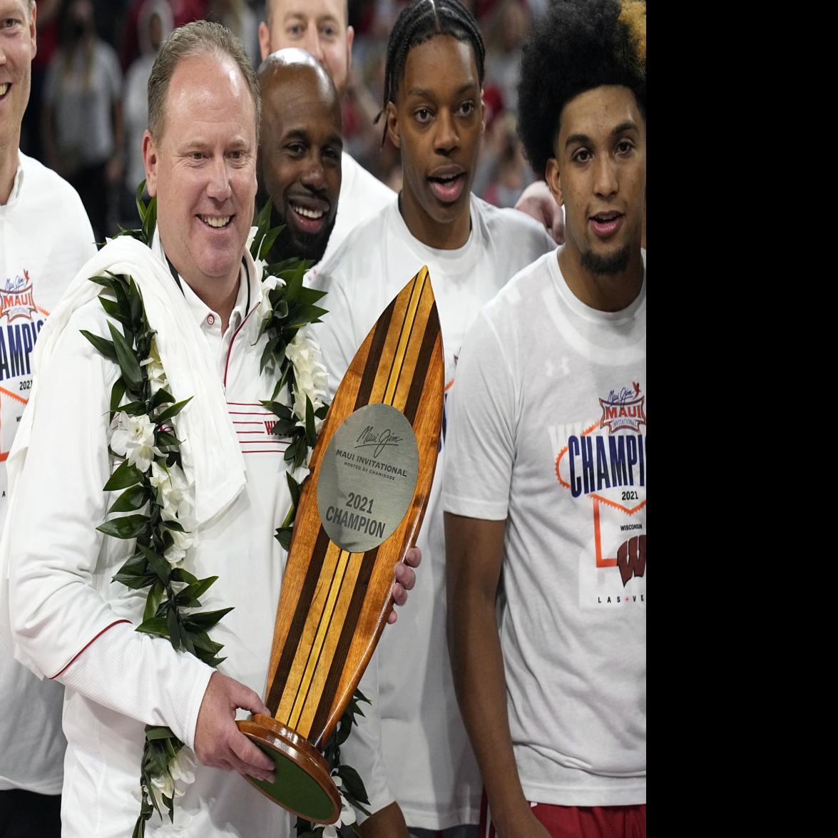 here-are-the-details-of-wisconsin-men-s-basketball-coach-greg-gard-s-contract-extension