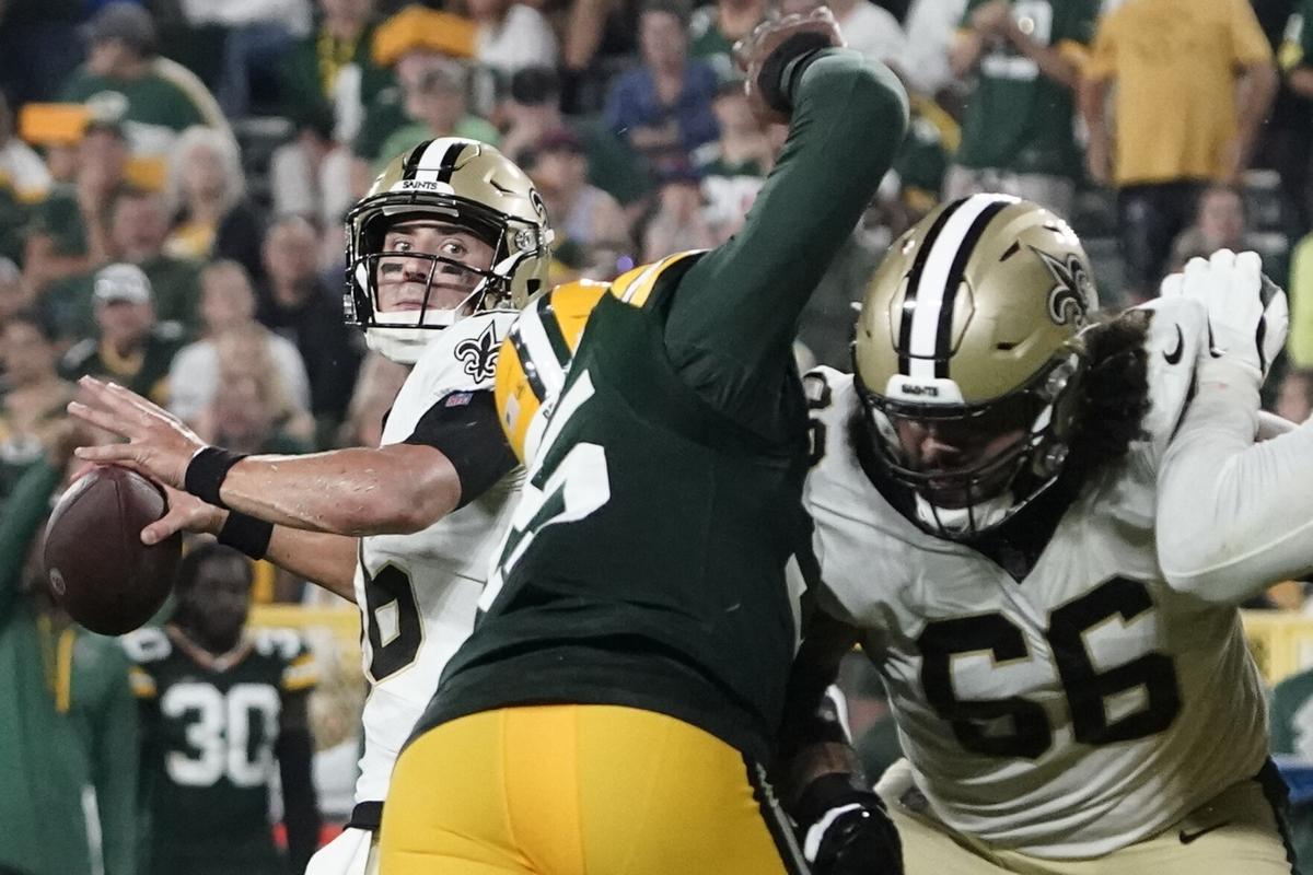 Olave has 20-yard TD catch in Saints' 20-10 loss to Packers