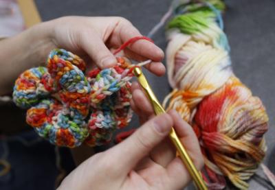 Yarn Bomber Wants To Wake People Up Living In Madison - 