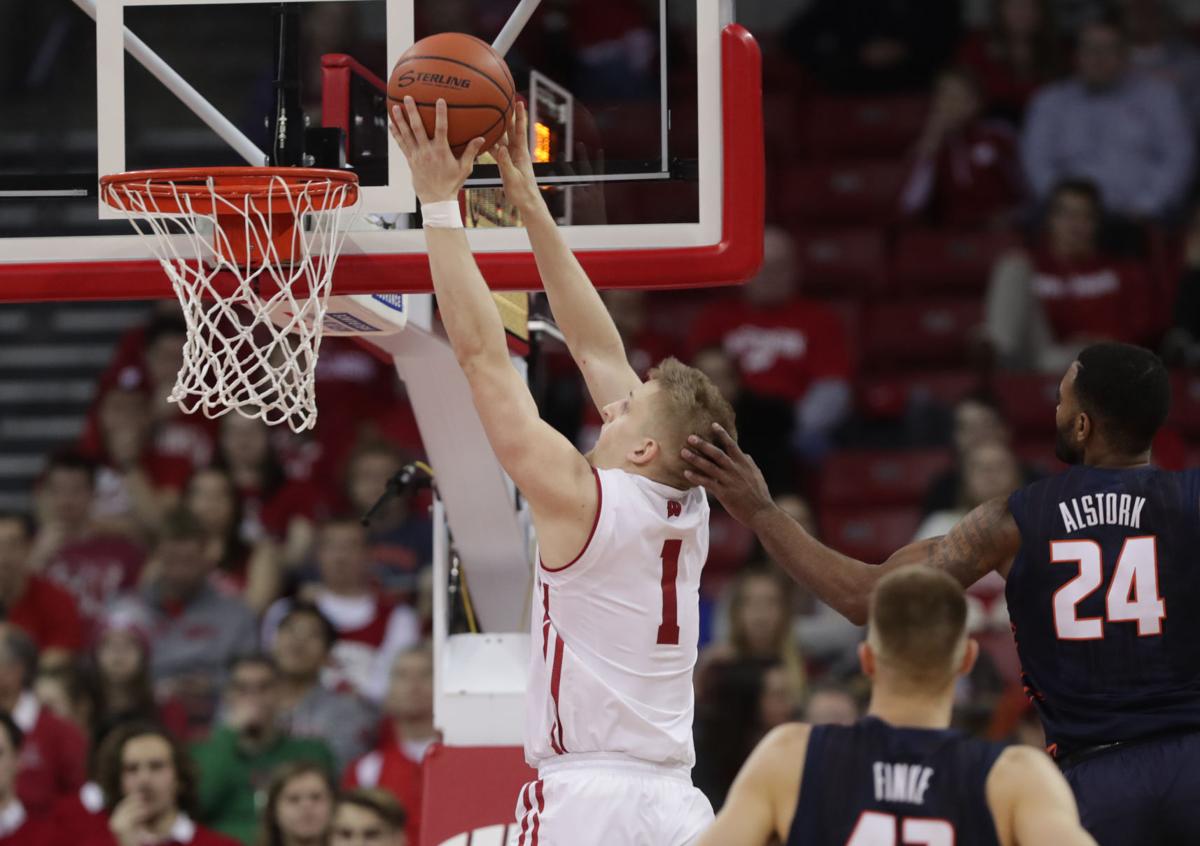 Badgers Men S Basketball Wisconsin Snaps Losing Streak With 75 50