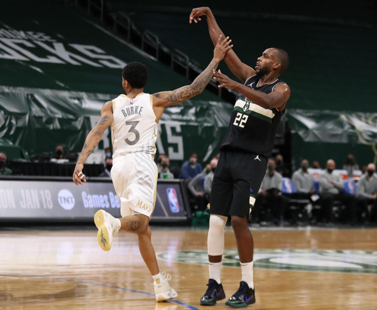 Legend continues to grow for Bucks fan favorite Bobby Portis