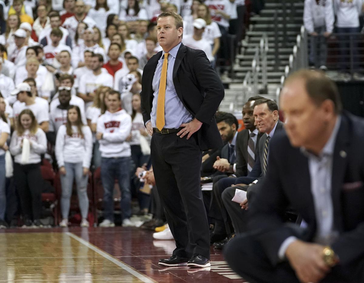 Golden Eagles Coach Steve Wojciechowski Praises Badgers Handling