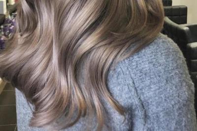 Mushroom Blonde Is The Newest Winter Hair Color Trend Simplemost