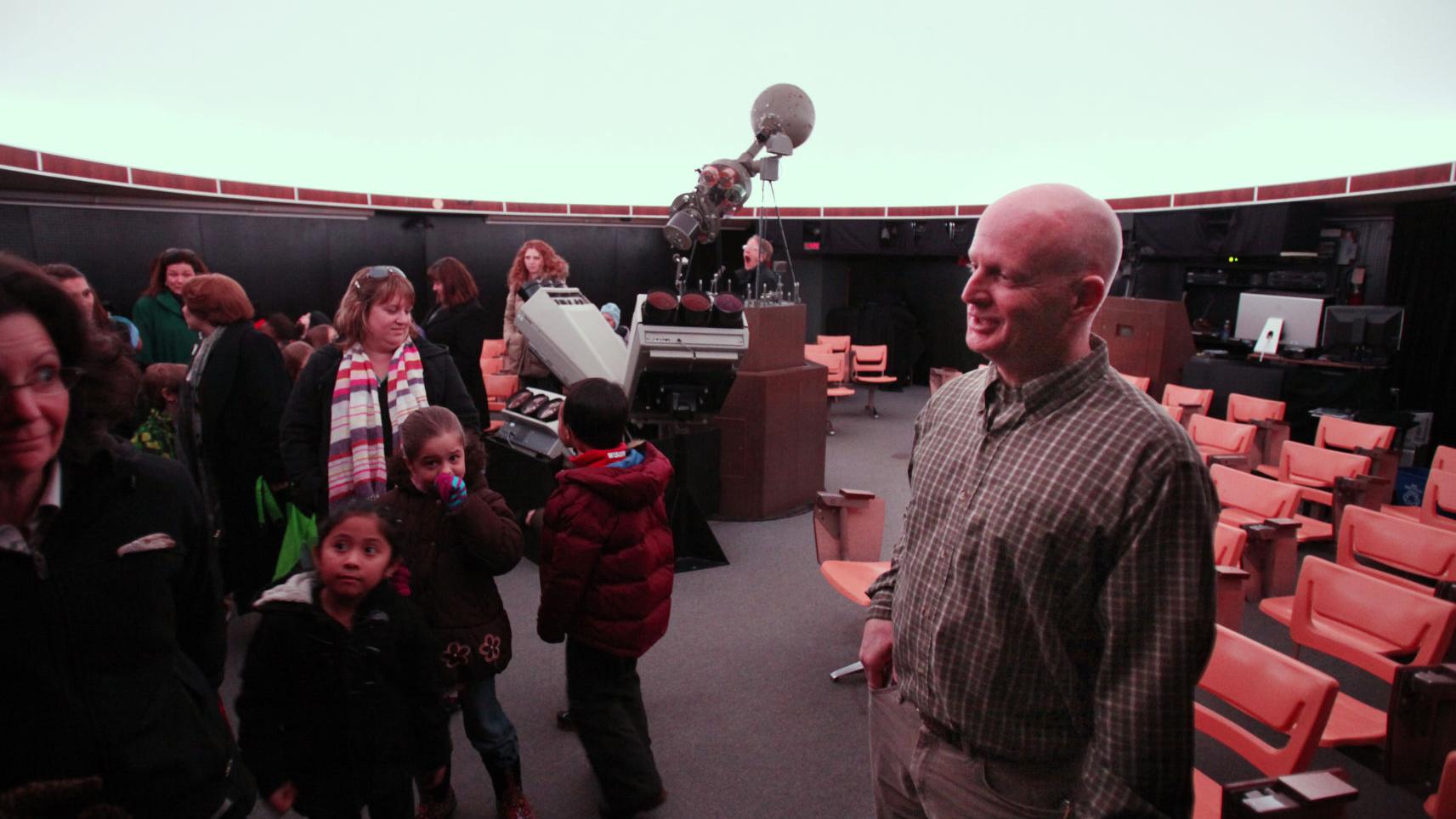 MMSD's planetarium brings the sky to laptop screens during pandemic - Vimarsana News