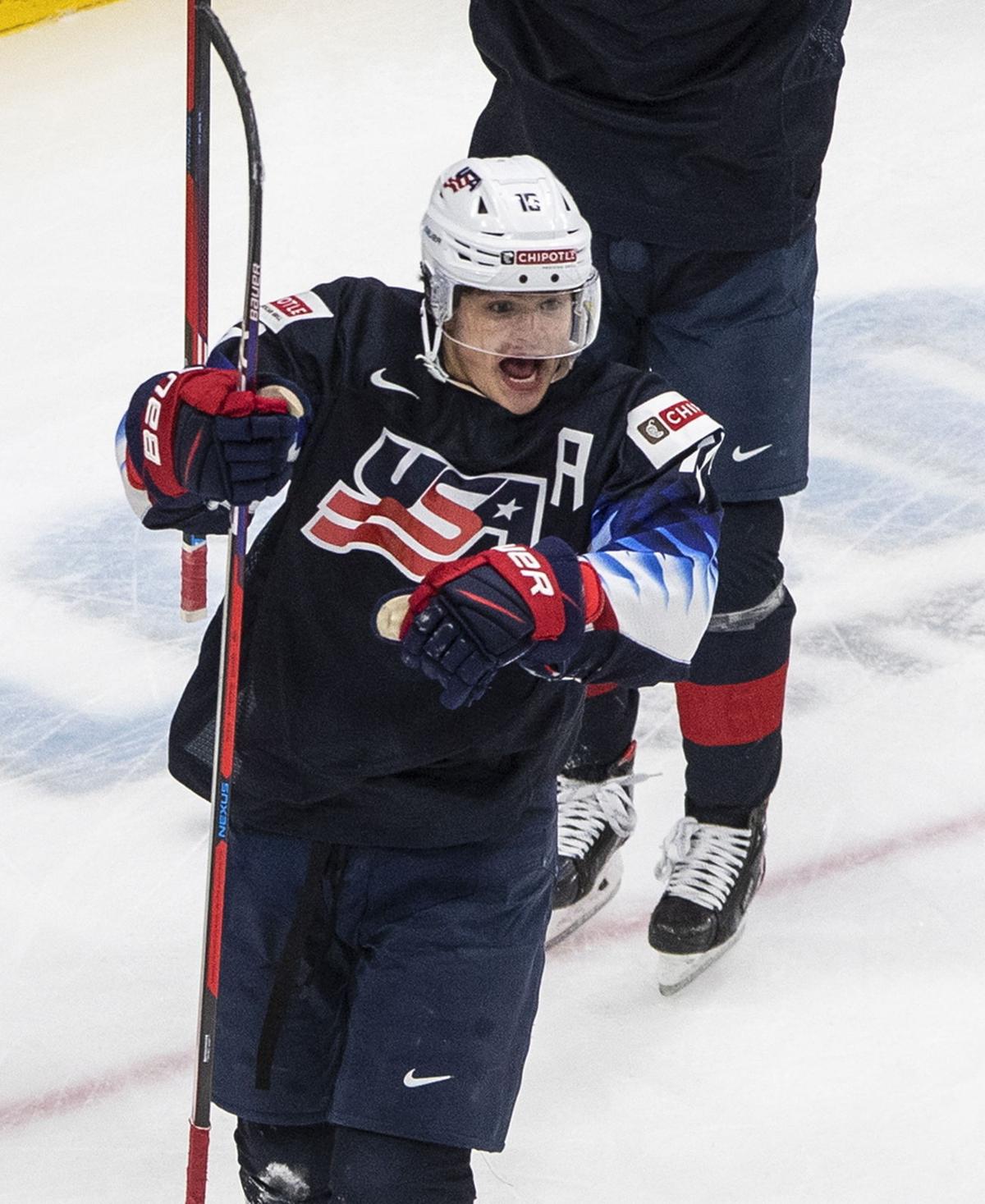 Badgers Cole Caufield Celebrates Birthday With Goal Us Quarterfinal Victory At World Junior Championship Wisconsin Badgers Hockey Madison Com