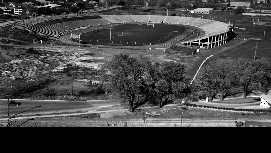 Camp Randall Stadium Through The Years 1917 Madison Com