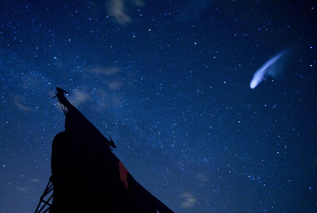Three Bright Planets Over Wingra Park >> 17 Stunning Photos Of Meteors To Celebrate National Meteor Three Bright Planets Over Wingra Park >> 17 Stunning Photos Of Meteors To Celebrate National Meteor