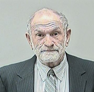 Psychiatrist Porn - Psychiatrist charged with child porn possession gives up ...