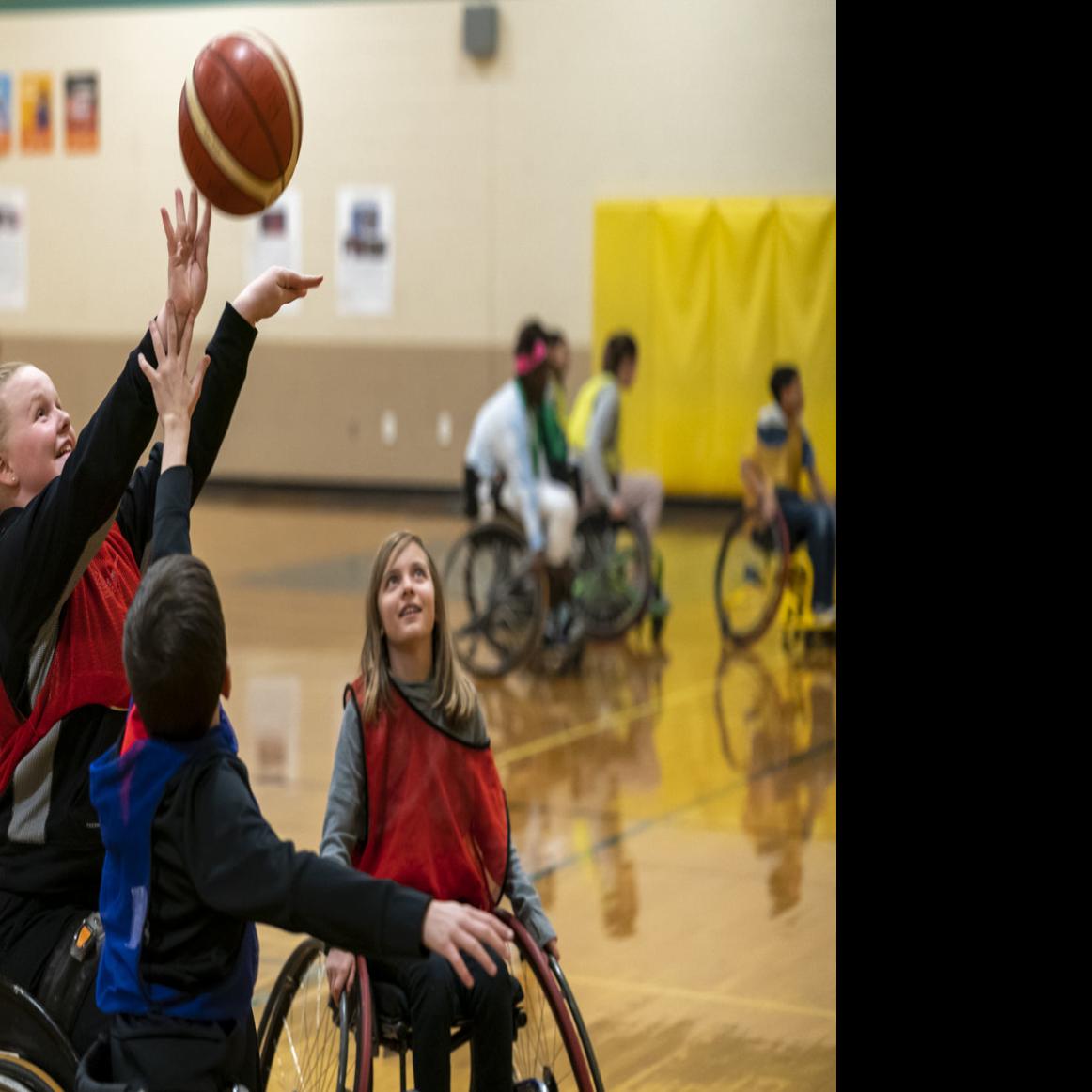 Phy Ed Takeovers Introduce Adaptive Sports To Students Of All Abilities Local Education Madison Com