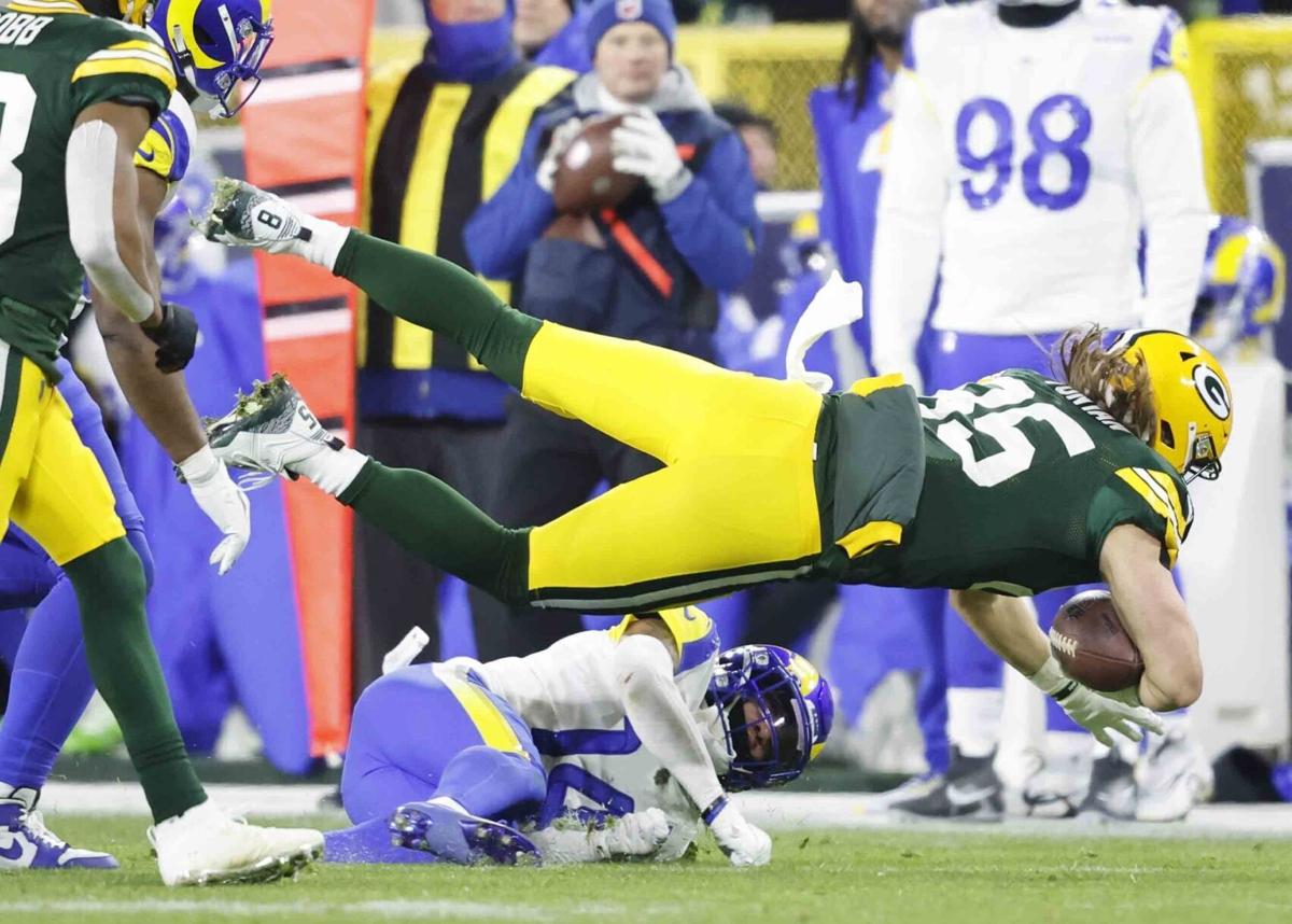 Step by step: Packers keep playoff hopes alive with win over Rams