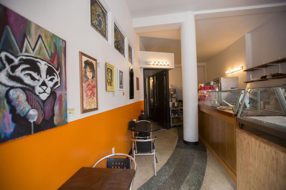 Photos Sweet Tea Serves Southern Comfort Food On State Street