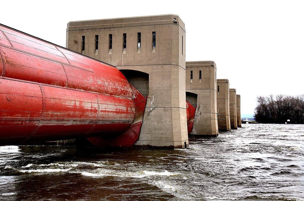 Photos Wisconsin's hydroelectric dams yesterday and today