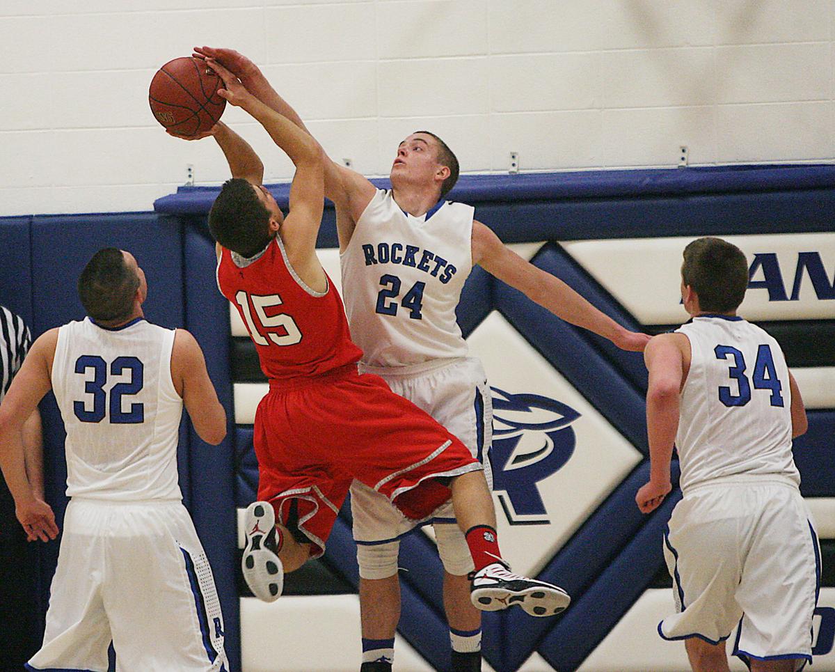 Trailways Boys Basketball Retzlaff S Big Night Lifts Randolph