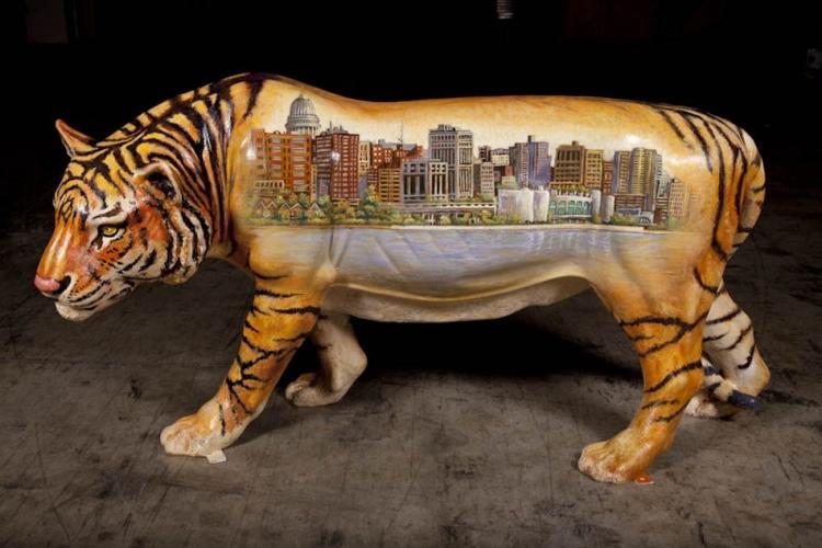 Off the Wall Fiberglass zoo animals featured at Art Zoobilee