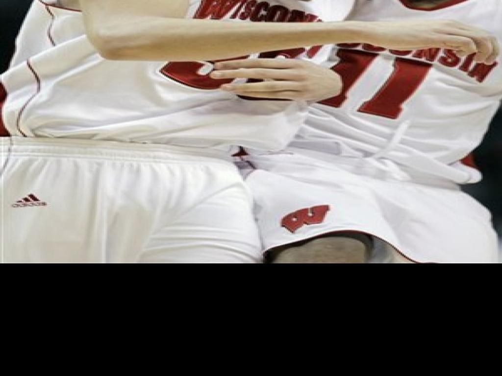 Uw Men S Basketball With Surreal Performance Wilson Shoots