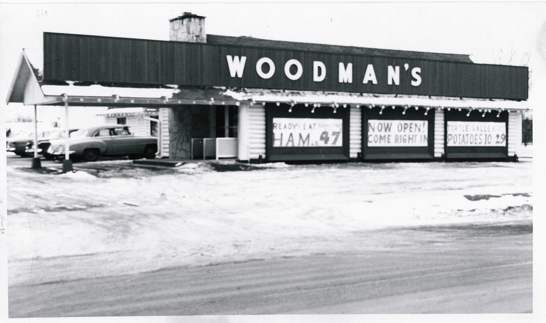 History unveiled at original Woodmans store in Janesville photo