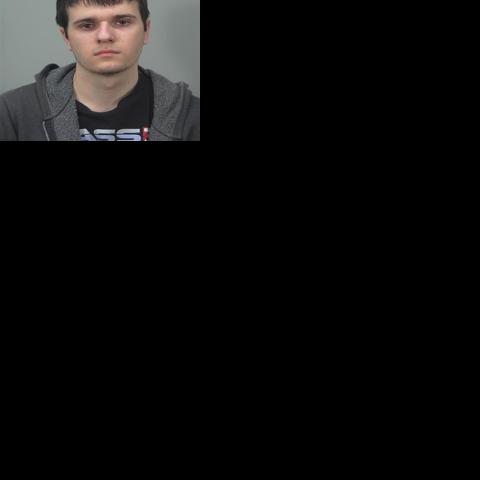 Man sentenced to probation, jail for nude photos of girl