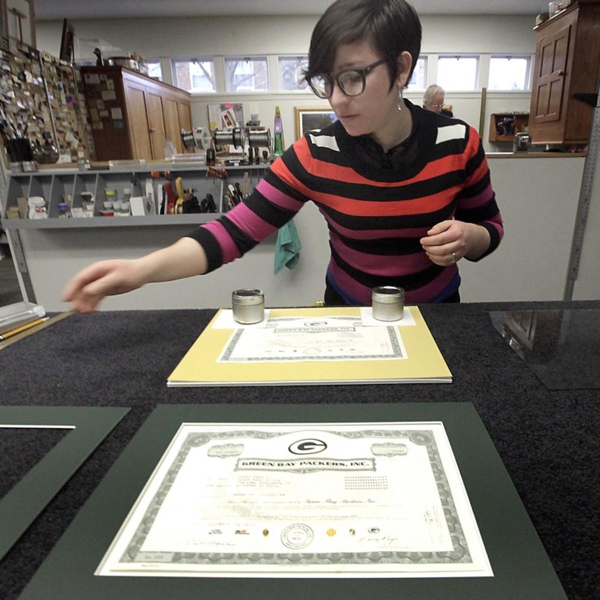 Shops Score With Orders To Frame Packers Stock Certificates Business News Madison Com